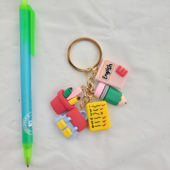 Books & Pencil Charm Keychain Key School - Picture 4 of 4